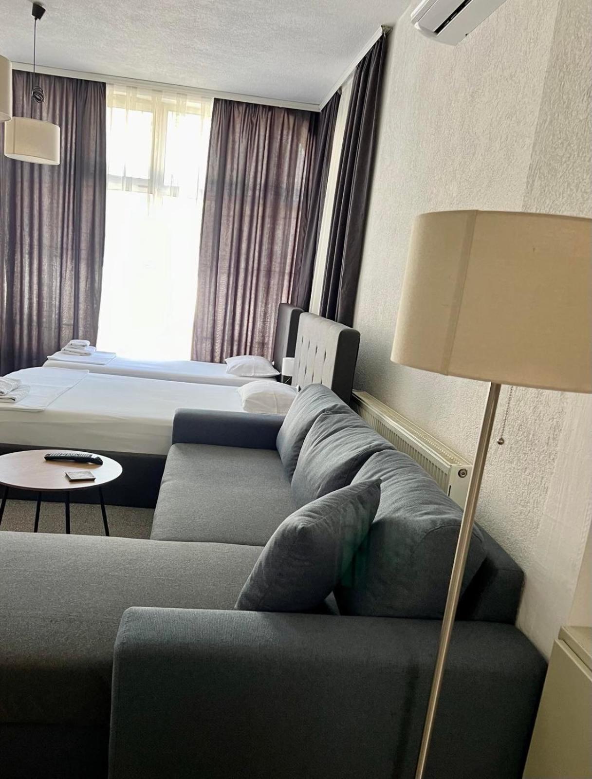 Friendly Rent Apartman Pristina Kültér fotó